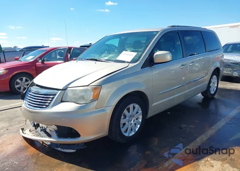 2014 Chrysler Town & Country Touring z USA, uszkodzony, nr VIN 2C4RC1BG0ER193004